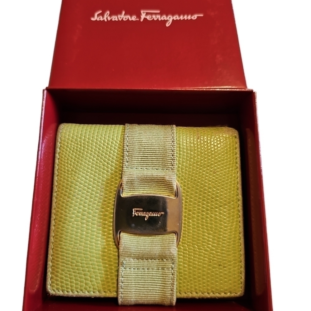 Salvatore ferragamo compact wallet